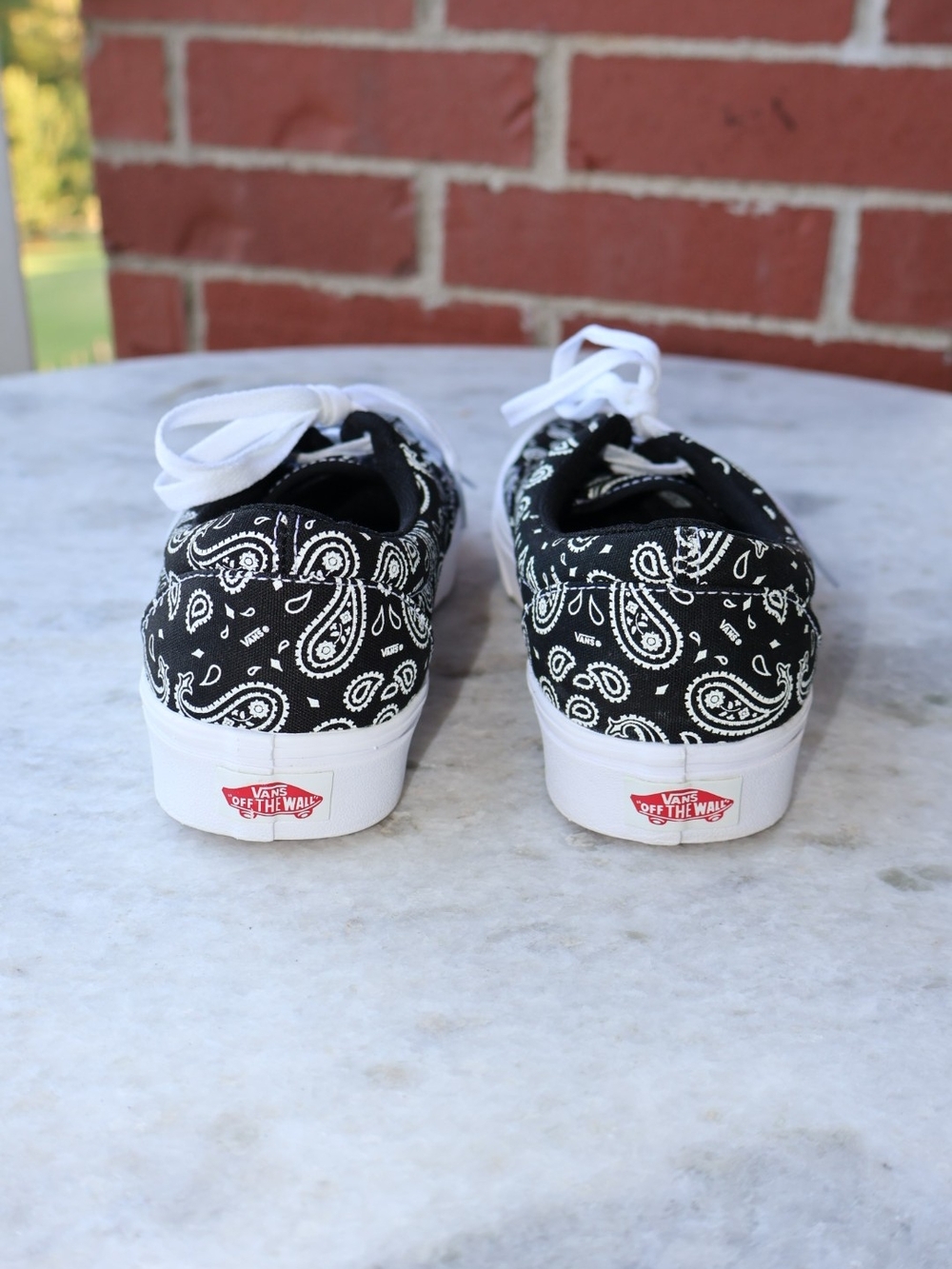 Vans ComfyCush Era 'Paisley - Black' - Picture 5 of 9
